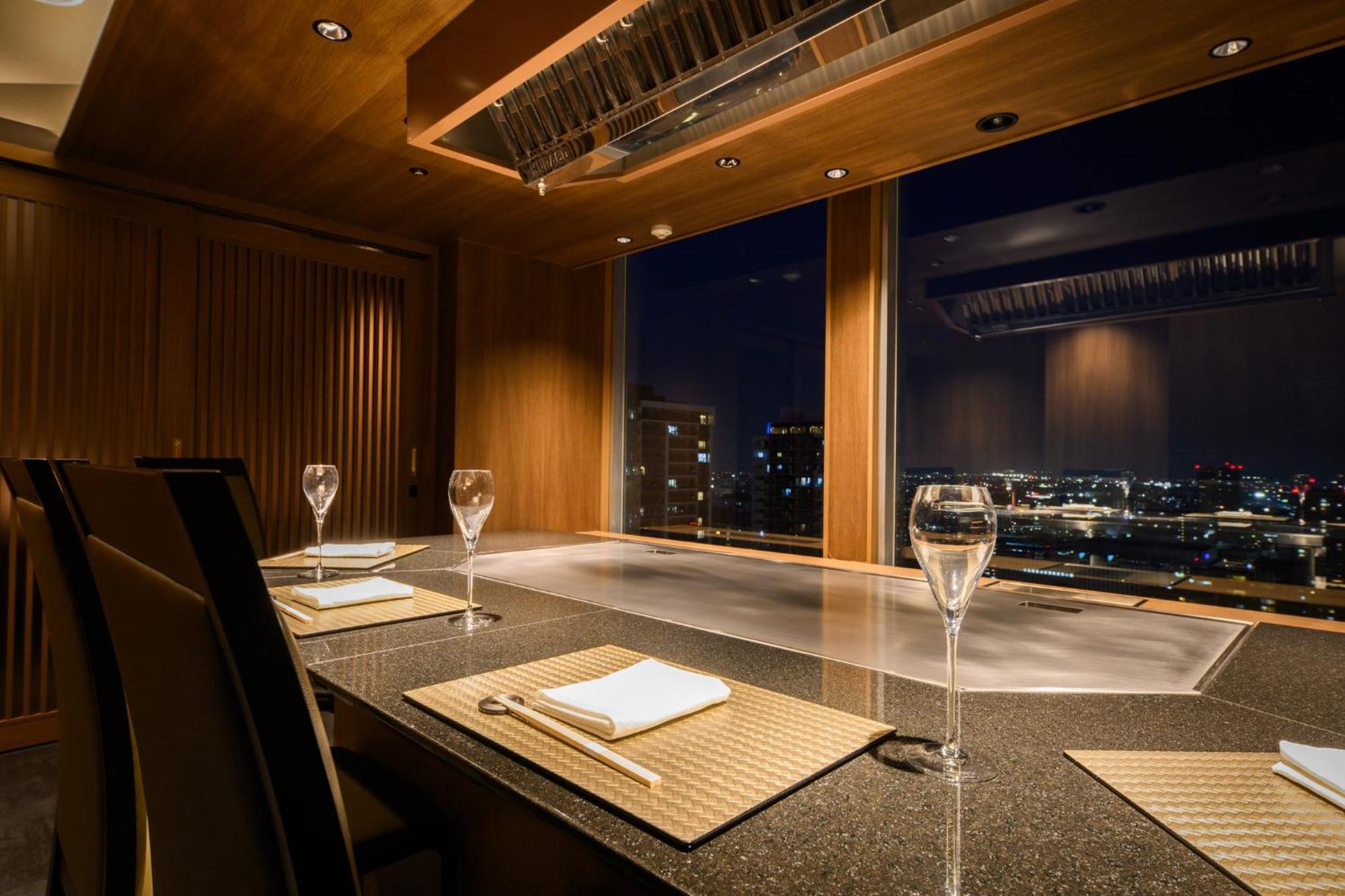 Ana Crowne Plaza By Ihg Hotel